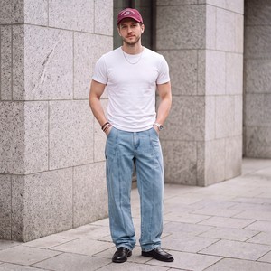 Custom Logo Stonewashed Distressed Patchwork Mid Waist Casual Straight Denim Jeans For Men With Woven Fabric