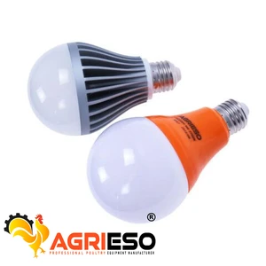 Waterproof Dustproof LED Chicken Lamp with Wire for Ground Broiler Layer Breeding Equipment