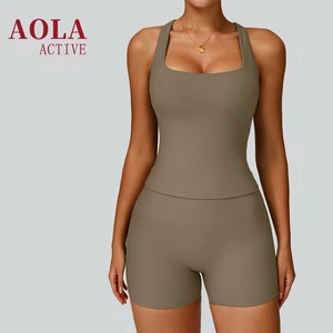 New Eco-friendly Comfortable Fitness Yoga Tank Tops U-shaped Neckline Running Wear Girls Sports Bra Crop Tops with Chest Pads