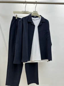 Casual Men's Summer Suit Satin Fabric Quick Dry Breathable Anti-wrinkle Loose Comfortable Shirt Suit