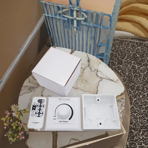 0-10V 220V Triac Wall IR LED Dimmer Switch with Remote Control for Living Room Light Control