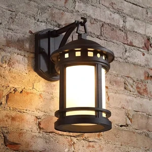 Modern Creative Retro Square Polycarbonate LED Garden Wall Lamp with Aluminum Construction