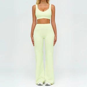 2026 Women's Solid 2-Piece Yoga Shorts Set Soft Nylon/Spandex Quick Dry Seamless Breathable Four-Way Stretch Eco-Friendly Front