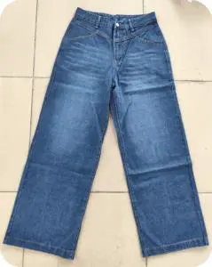 2024 Fashion Women's Wear Brand New Women's Casual Tight Jeans Bulk Clothing Wholesale Random Shipment