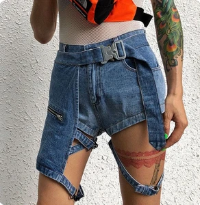New Design Summer Street Style Edgy Look Slouchy Fit Sexy Denim Strap on Leg High-Waisted Utility Denim Shorts Women