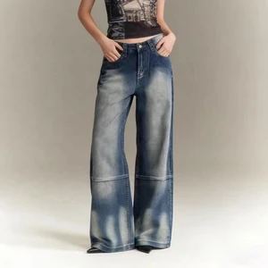 Slim Straight Womens Denim Jeans Suitable For Casual Wear And Lifestyle Use