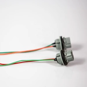 Factory T20 Single Plastic LED Bulb Socket Adapter Best Quality 12V Halogen Socket for Cars Car Light Accessories