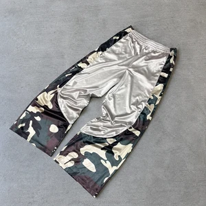 Y2k Custom Camo Patchwork Panel Basketball Warm Up Oversized Baggy Wide Leg Satin Track Pants For Men Athletic Sports Trousers