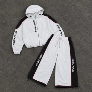 Oversized Streetwear Tracksuit Set Color Block Hooded Jacket Wide Leg Pants Side Stripe Techwear Minimal Design Custom Men Wear