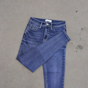 Original Design Men's Jeans High Quality Straight Slim Fit Men's Denim Custom logo Monkey Wash Faded Straight Jeans for Men