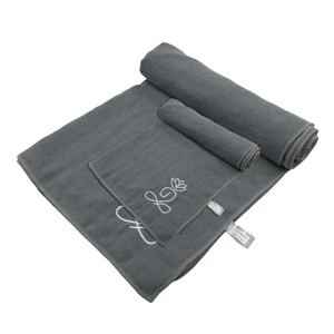 Custom Grip Microfiber Anti-slip Yoga Mat Towel With Personalized Logo For Yoga, Pilates, Workout