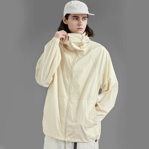 Manufacturer Custom UPF 100+ Sun Protection Quick Dry Outdoor Wholesale Polyester/Nylon Long Sleeve Breathable Hooded Men's Rash