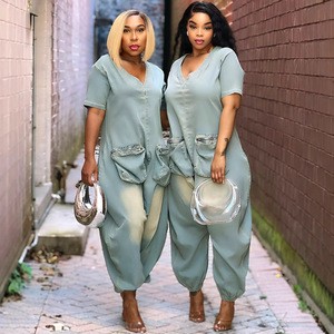 Y2205 Women's Loose Fitting Jumpsuit with Fashionable Personality, Large Pocket Washed Denim Jumpsuit