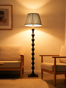 Contemporary High-end Pleated Shade Floor Lamp Classic Black Wood Base Decorative Standing Lamp for Bedroom Office Lounge