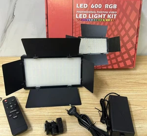 LED 600 RGB Camera Fill Light Color Live Streaming Lamp U600 Beauty Shooting Outdoor Flat Lighting Lamp