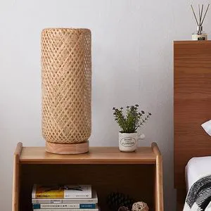 Modern Style Bamboo Woven Light Weaving Desk Lamp Table Light for Reading Room Bedside Living Room