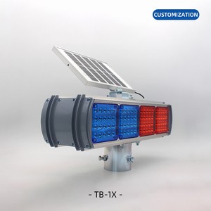 Engineer Grade IP65 Solar LED Warning Lamp High Lumen >2000m Visibility 3-5 Years Lifespan For Highway Safety