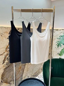 Newly Design Plus Size Comfort Stretch Tank Top Fashion Women'S Vests Solid Color Basic Wholesale Tank Top