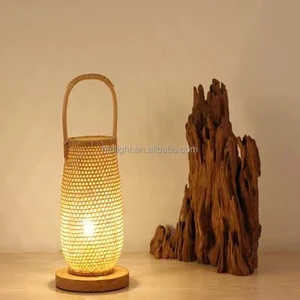 Wholesale Bamboo Rattan Rustic Electric Bamboo Rattan LED Desk Table Lamp Light for Cafes and Bars