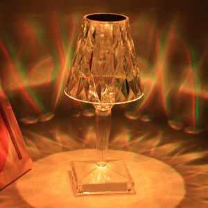 High-End Creative Luxury Night Light Table Lamp Modern Glass for Bedroom Restaurant Decor Wholesale for Internet Use Battery