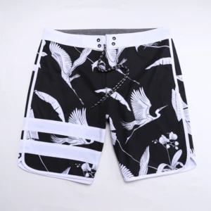Fashion New Design Men's Beach Shorts Swimwear Board Short Surf Beach With Pockets Fashion Swim Trunks
