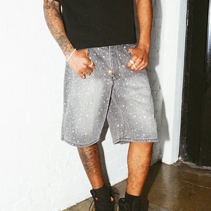 OEM ODM Custom Eco Rhinestone Light Blue Wash Loose Fit Shorts Denim Men's Rhinestone Jorts High Quality Shorts Jeans Jorts