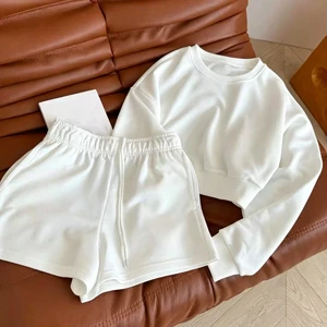 2026 Hot Casual Denim 2 Piece Sets Women Stretch Long Sleeve Jacket and Short Streetwear Jeans Two Piece Set for Ladies