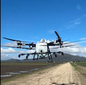 YUEQUN Agriculture Spraying Drone UAV Pesticide Watering High Productivity Easy Operation 1-Year Warranty