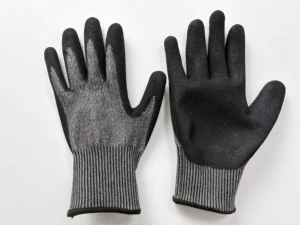 Anti-Cut A5 Industrial Work Gloves Black Nitrile Coated Automotive Use ANSI/ISEA Cut E Glove