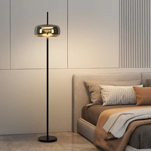 Italian Minimalist Iron Floor Lamp with Light Luxury Style for Living Room Sofa Bedroom Decor High-End Ambiance Standing Lamp