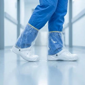New Type Long Indoors Overshoes Foot Plastic Shoe Covers Disposable Waterproof Pe Shoe Covers