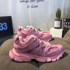 2026Top Quality Designer Track 3.0 Sneakers With Led Light Running Sport Shoes Designer Track LED Walking Style Shoes