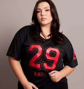 High Quality Summer Trendy Black Graphic T-Shirt Casual Style Plus Size Women Anti-Wrinkle Breathable Customizable Wholesale