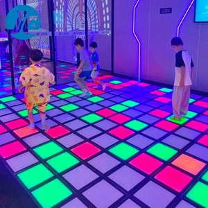 IP67 Waterproof Indoor Programmable Pressure Sensitive DMX Games Activate Customizable Size LED Dance Floor
