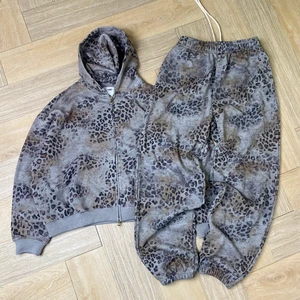 Wholesale Overall Printing Oversize Cotton Boxy Fit Hoodie And Baggy Joggers Customized Leopard Print Blank Casual Men Sets