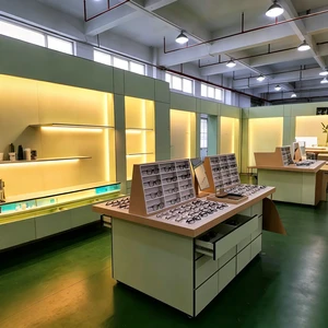 Vetrina Personalizzata Per Gioielli Con Illuminazione A LED E Progetto Completo Per Negozio, Ideale Per Orologerie Di Lusso
