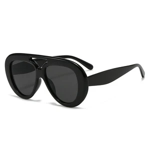 New Retro Oval Outdoor Vacation Fashion Sunglasses Large Double Bridge Frame Lightweight Anti-Ultraviolet Sunscreen Shades