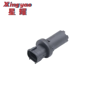 Headlight Bulb Socket / Position Light Socket for Toyota Mazda3 Roewe Bestune