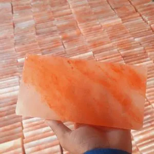 Himalayan Salt Bricks Are Used for Room Hydrotherapy Carving in Red, White, and pink Natural Salt Brick Lamp Styles
