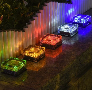 Multi Color Light Outdoor Solar Waterproof Garden Pathway Floor Glass Ice Cube Paver Brick Rock Landscape Led Lamp for Festival