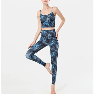 Latest Design Custom Made Women Yoga Set Solid Front Logo Spandex/Polyester Eco-Friendly Quick Dry Breathable 2 Piece Gym Wear