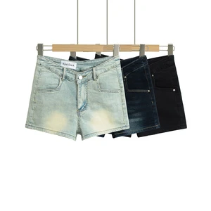 3 Colorway Zipper Fly Denim Solid Color Casual Fashion Jeans Shorts for Women