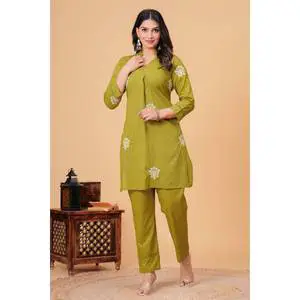 Modest White Embroidery Casual Office Wear Women's Plus Size Full Sleeves Suit Pants Indian Coord Pant Cotton Wholesale Cord Set