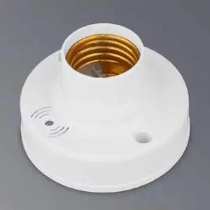 360 Degree E27 LED Bulb Socket with Plastic Pir Motion Sensor Switch Screw Style Lamp Base Holder with Induction Feature