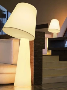 Modern Minimalist Luxury white LED Night Light Office Home Decorative Floor Lamp With Iron Body for Bedroom