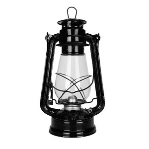 Outdoor Vintage Kerosene Lantern Handheld Retro Oil Lamp Iron Art Camping Light for Outdoor Decor Wedding and Holiday Atmosphere