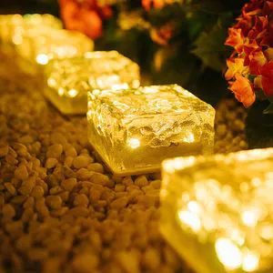 4LEDs Solar Ice Brick Lamp Outdoor Waterproof Stair Step Paver Lamp for Yard Patio Tree Lawn Garden Decoration Street Garland