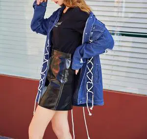 Custom Women's Loose Washed and Ripped Denim Jacket Unique Knotted Design with Button Decoration Cowboy Blouse Coat Style