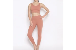Latest Style Low MOQ Women Yoga Set Factory Direct Sale Women Yoga Set High Quality Yoga Set with OEM Service New Design