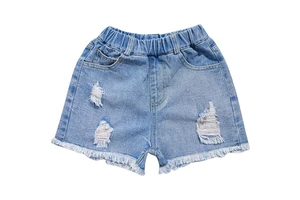 American Retro High End Cropped Denim Shorts for Women Light Blue Utility-Style Multi-Pocket Denim Midi Shorts for Women